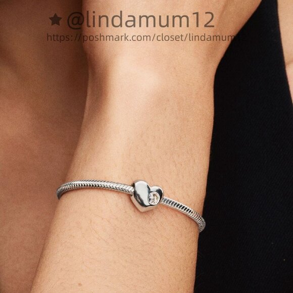 Pandora Engravable Clear Stone Heart Charm - Picture 4 of 6